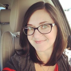 Meet your Posher, Lynette